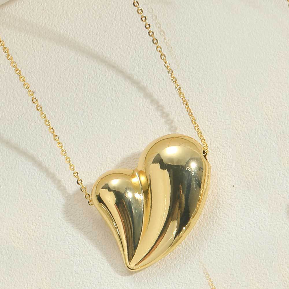 Wholesale Copper Plated 14K Gold Heart Shaped Pendant Clavicle Chain